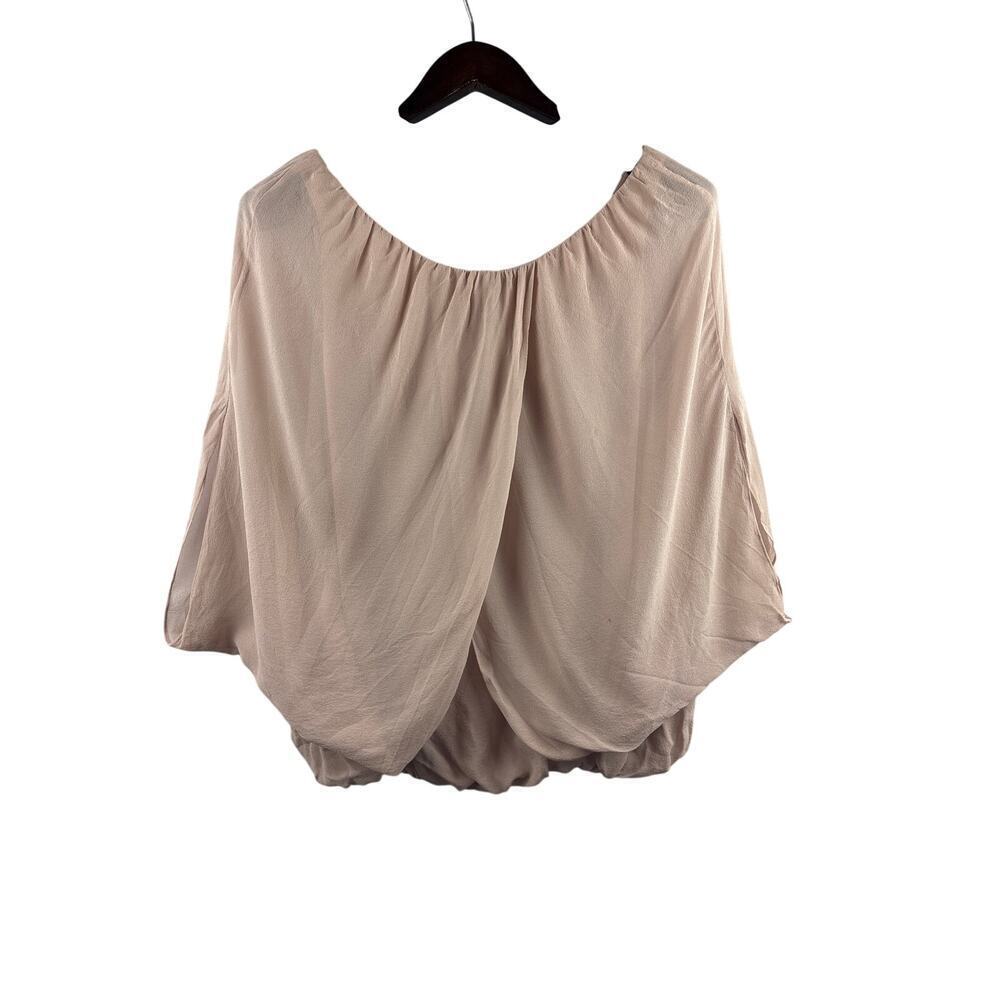 Women’s Hinge Size 1 Peachy Nude Flowy Blouse - Picture 3 of 5
